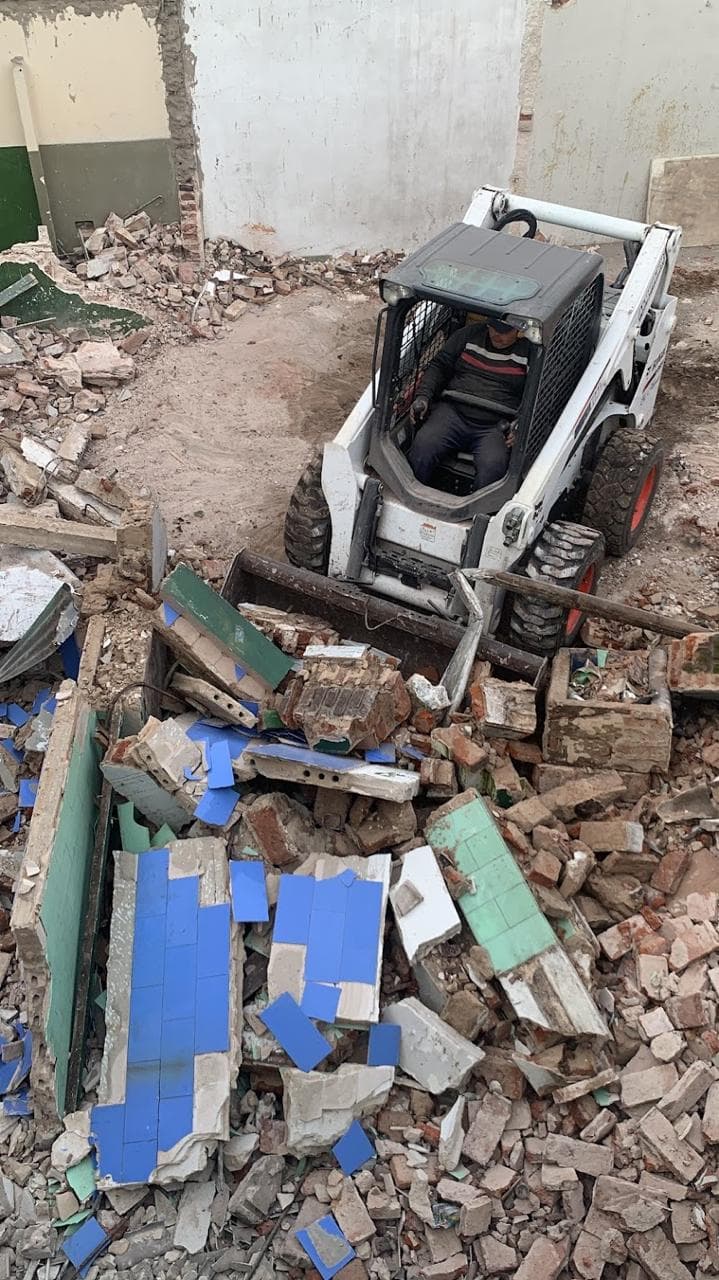 Demolición edificio comercial - Quilmes, Buenos Aires