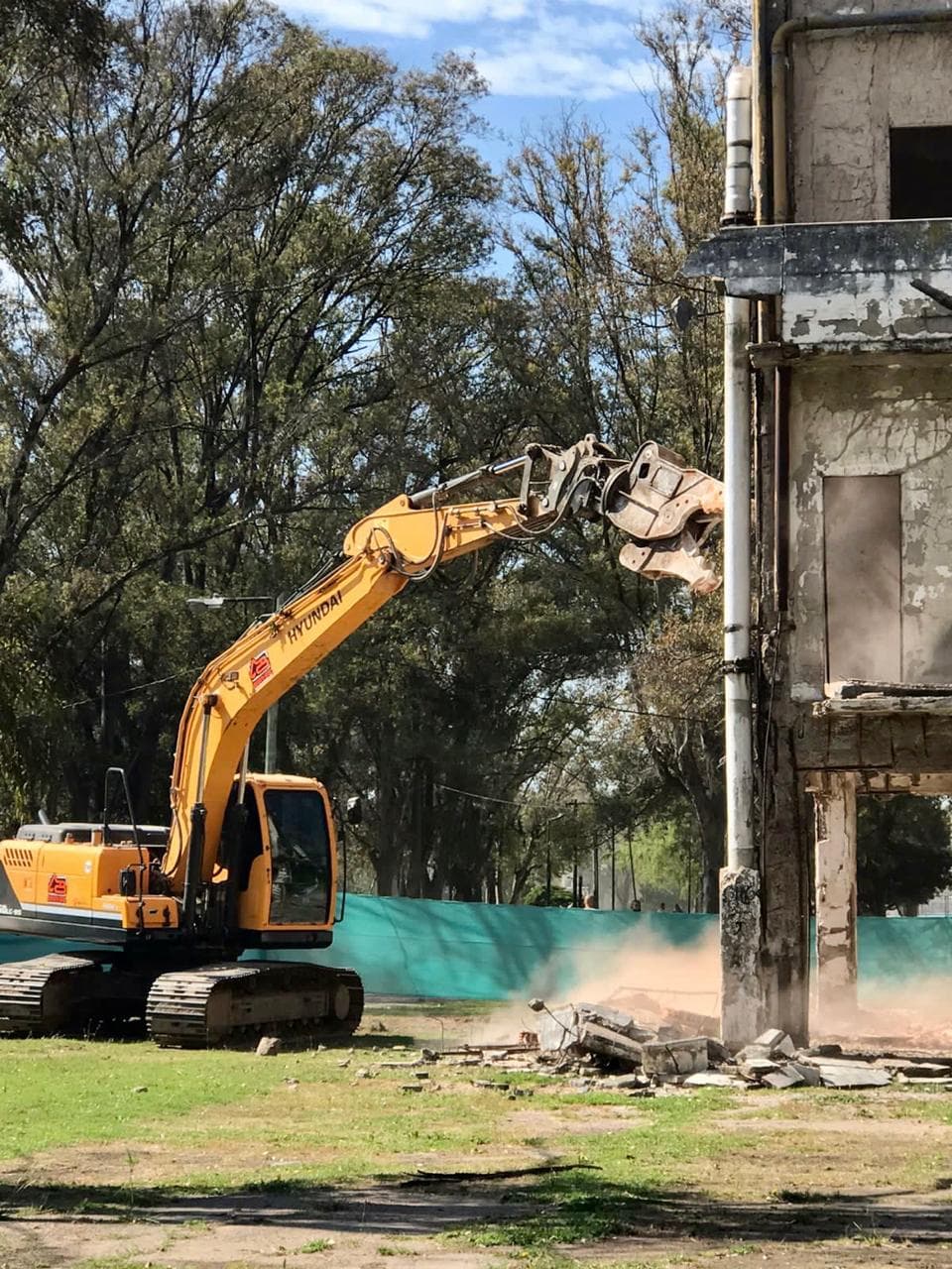 Demolición de tanque de agua - Berazategui